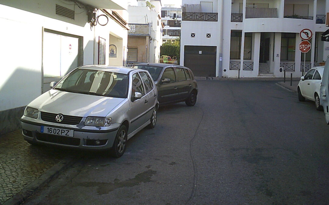An Occasional Series: Quarteira Parking & Road Etiquette (or Lack Thereof)